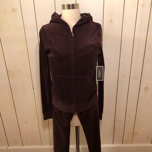 Juicy Couture velvet running suit in brown size L